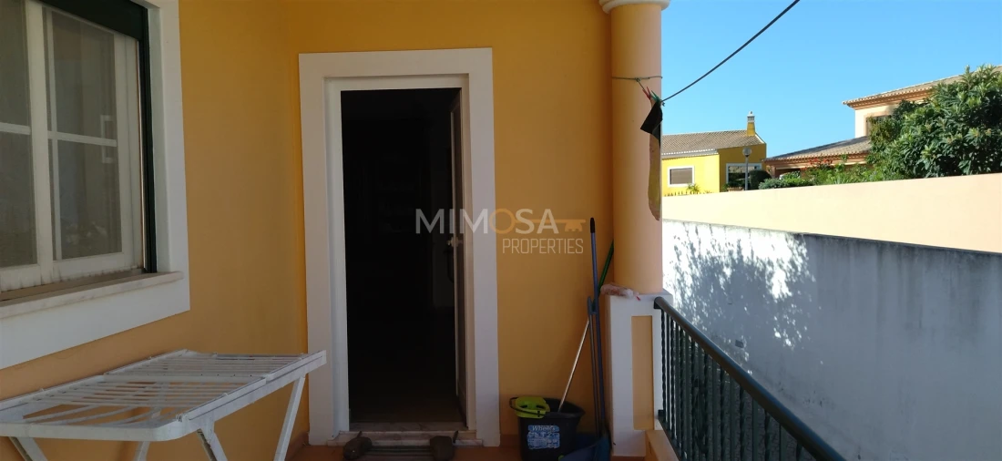 Moradia T5 para Venda em Lagos (São Sebastião e Santa Maria) Foto 8