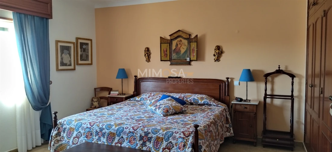 Moradia T5 para Venda em Lagos (São Sebastião e Santa Maria) Foto 26