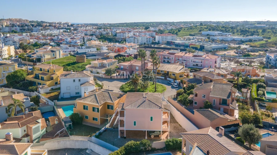 Moradia T5 para Venda em Lagos (São Sebastião e Santa Maria) Foto 48