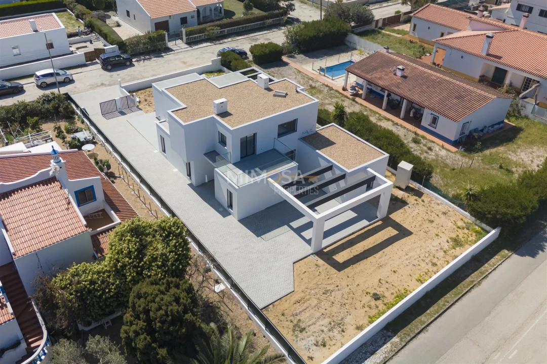 Moradia T4 para Venda em Aljezur Foto 35