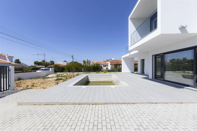 Moradia T4 para Venda em Aljezur Foto 6