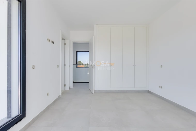 Moradia T4 para Venda em Aljezur Foto 30