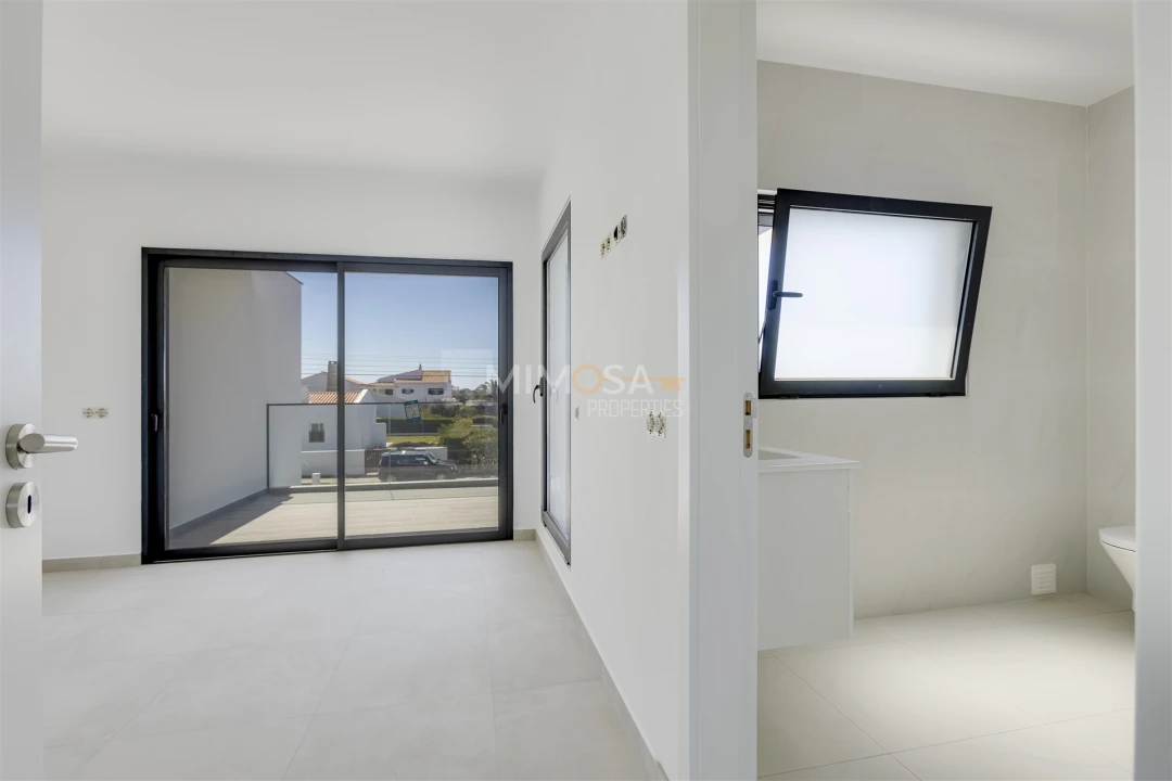 Moradia T4 para Venda em Aljezur Foto 27