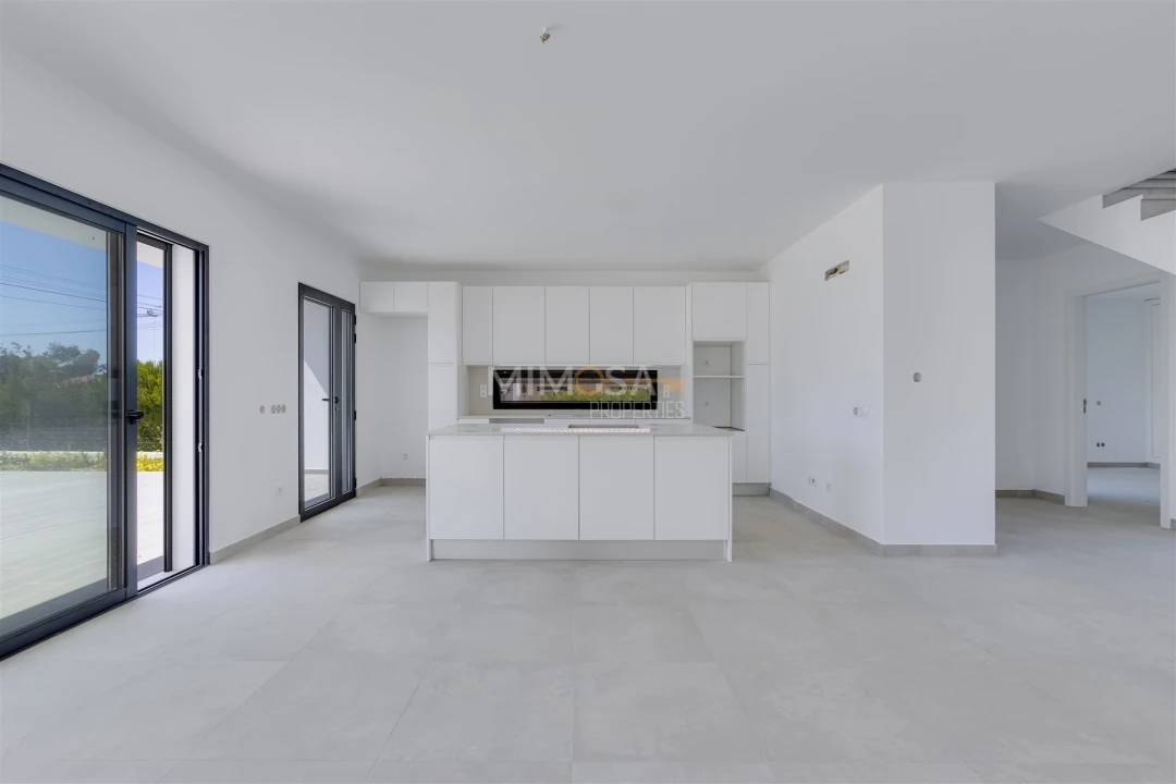 Moradia T4 para Venda em Aljezur Foto 12