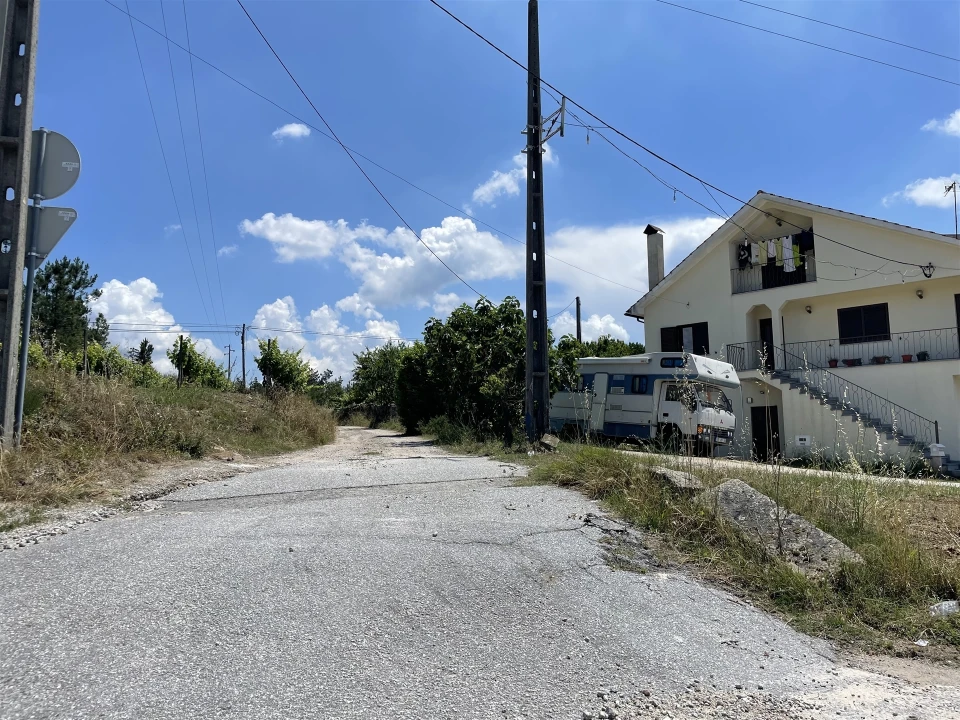 Terreno para Venda em Fornos de Maceira Dão Foto 3