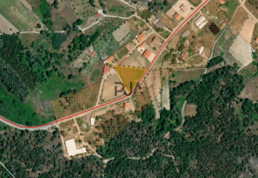 Terreno para Venda em Sezures Foto 7