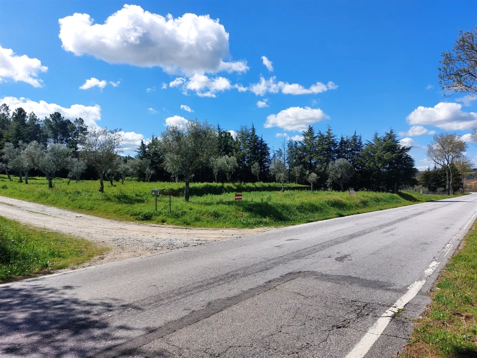 Quinta T0 para Venda em Vila Cortes da Serra Foto 1
