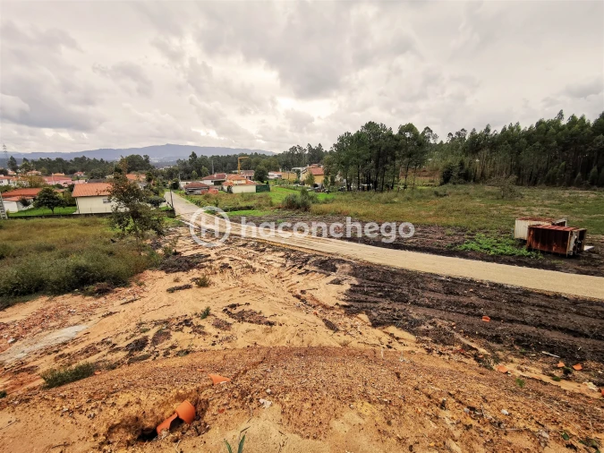Terreno para Venda em Cervães Foto 1
