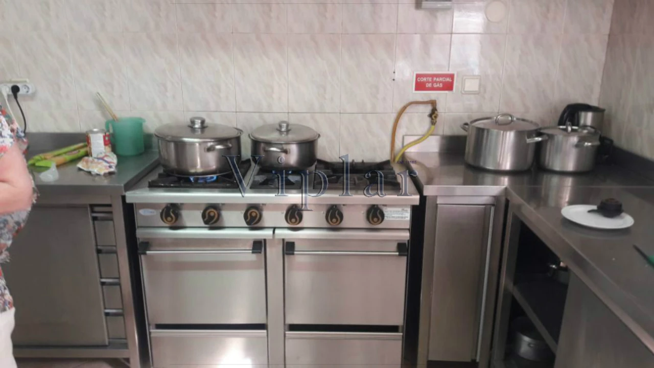 Prédio para Venda em Campanhã Foto 11