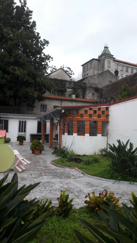 Prédio para Venda em Campanhã