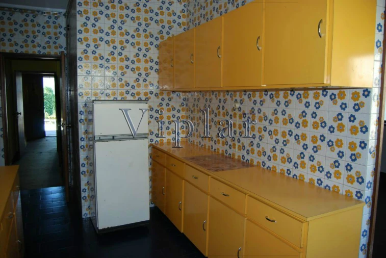 Moradia T7 para Venda em Paranhos Foto 16