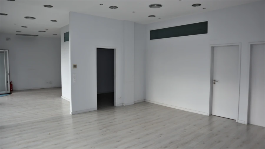 Loja para Venda em São Mamede de Infesta e Senhora da Hora Foto 7