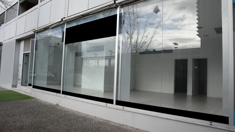 Loja para Venda em São Mamede de Infesta e Senhora da Hora Foto 1