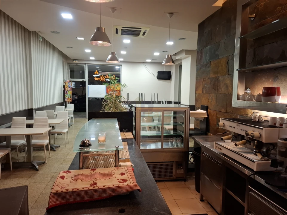 Loja para Venda em Pedrouços Foto 27