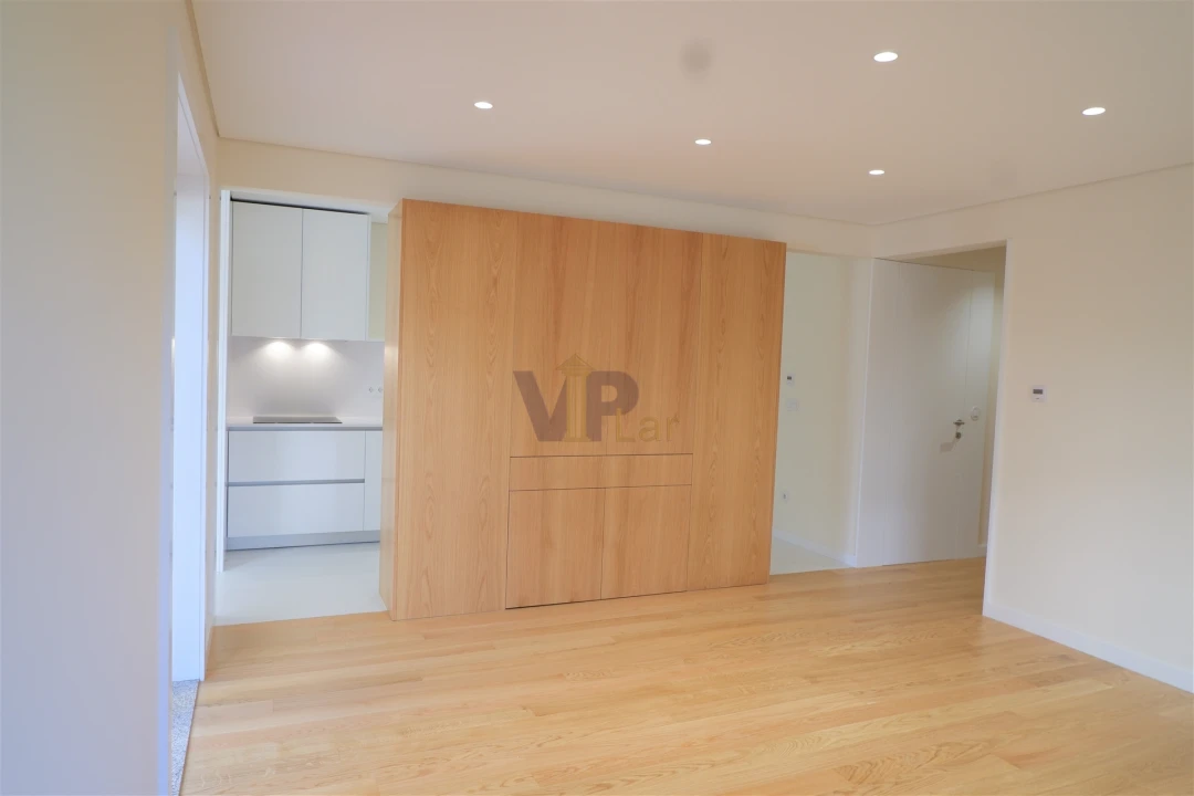 Apartamento T3 para Venda em Lordelo do Ouro e Massarelos Foto 20