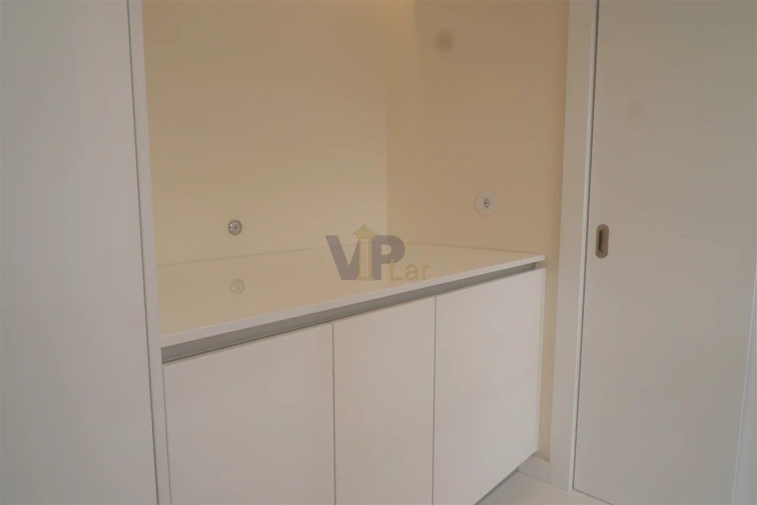 Apartamento T3 para Venda em Lordelo do Ouro e Massarelos Foto 21