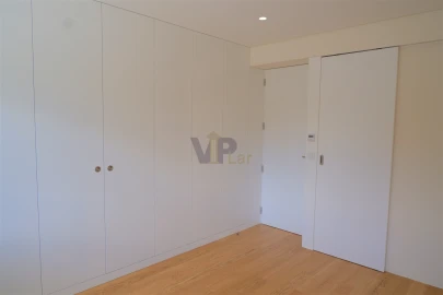 Apartamento T3 para Venda em Lordelo do Ouro e Massarelos