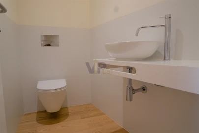 Apartamento T3 para Venda em Lordelo do Ouro e Massarelos