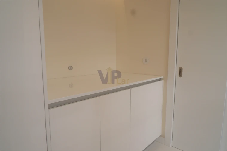 Apartamento T3 para Venda em Lordelo do Ouro e Massarelos Foto 21
