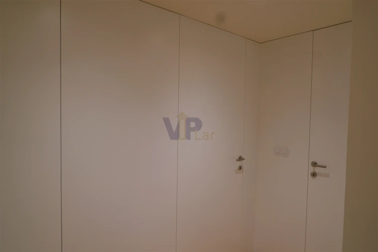 Apartamento T3 para Venda em Lordelo do Ouro e Massarelos Foto 26
