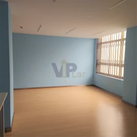 Escritório para Arrendamento em Paranhos