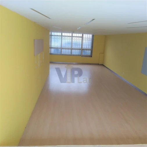 Escritório para Arrendamento em Paranhos Foto 3