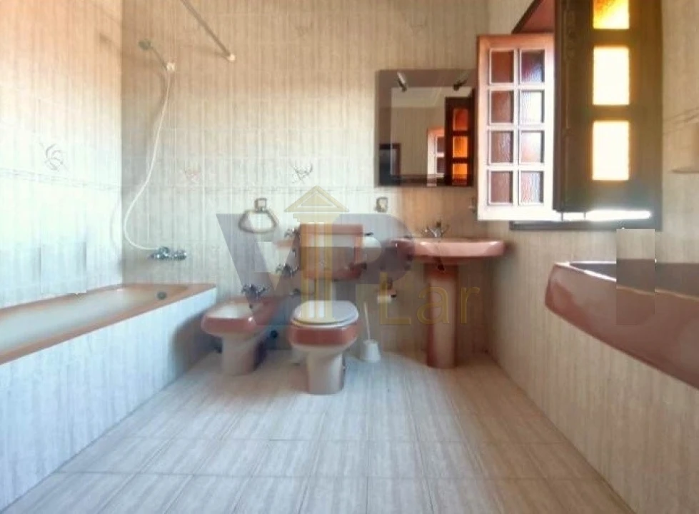 Moradia T5 para Venda em Roriz Foto 44