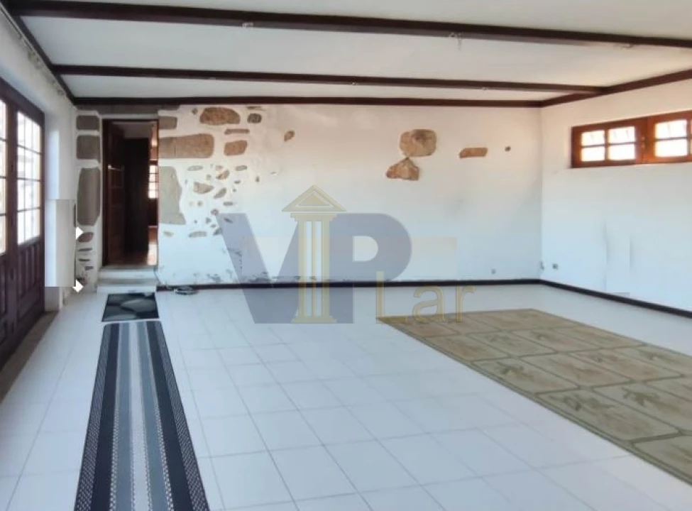 Moradia T5 para Venda em Roriz Foto 21