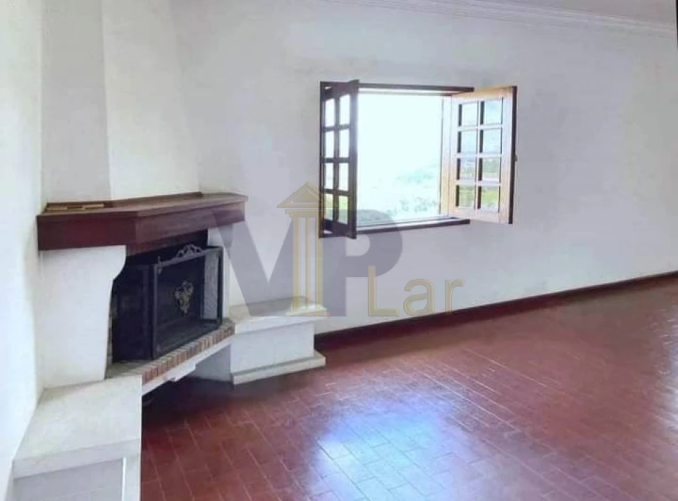 Moradia T5 para Venda em Roriz Foto 23