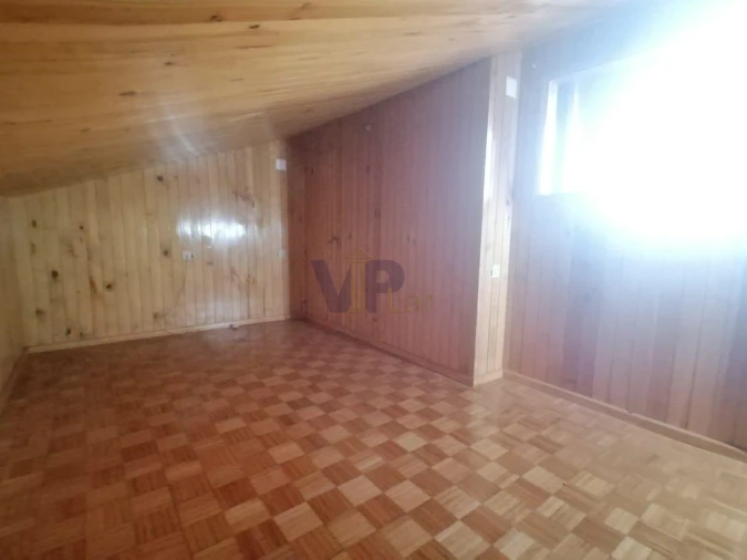 Moradia T5 para Venda em Roriz Foto 51