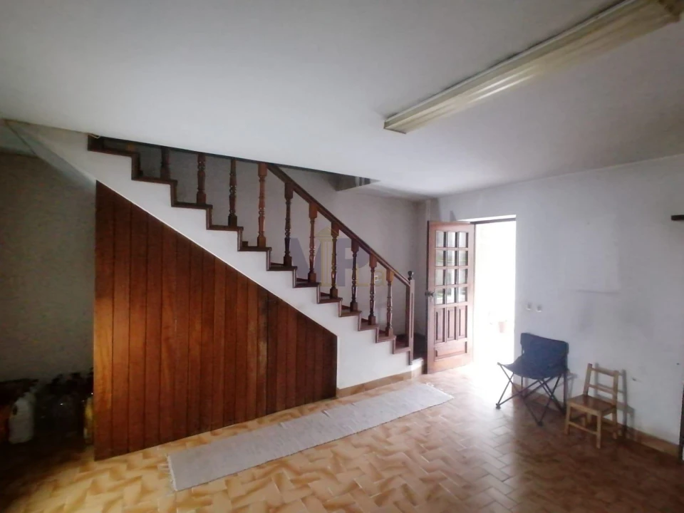 Moradia T5 para Venda em Roriz Foto 28