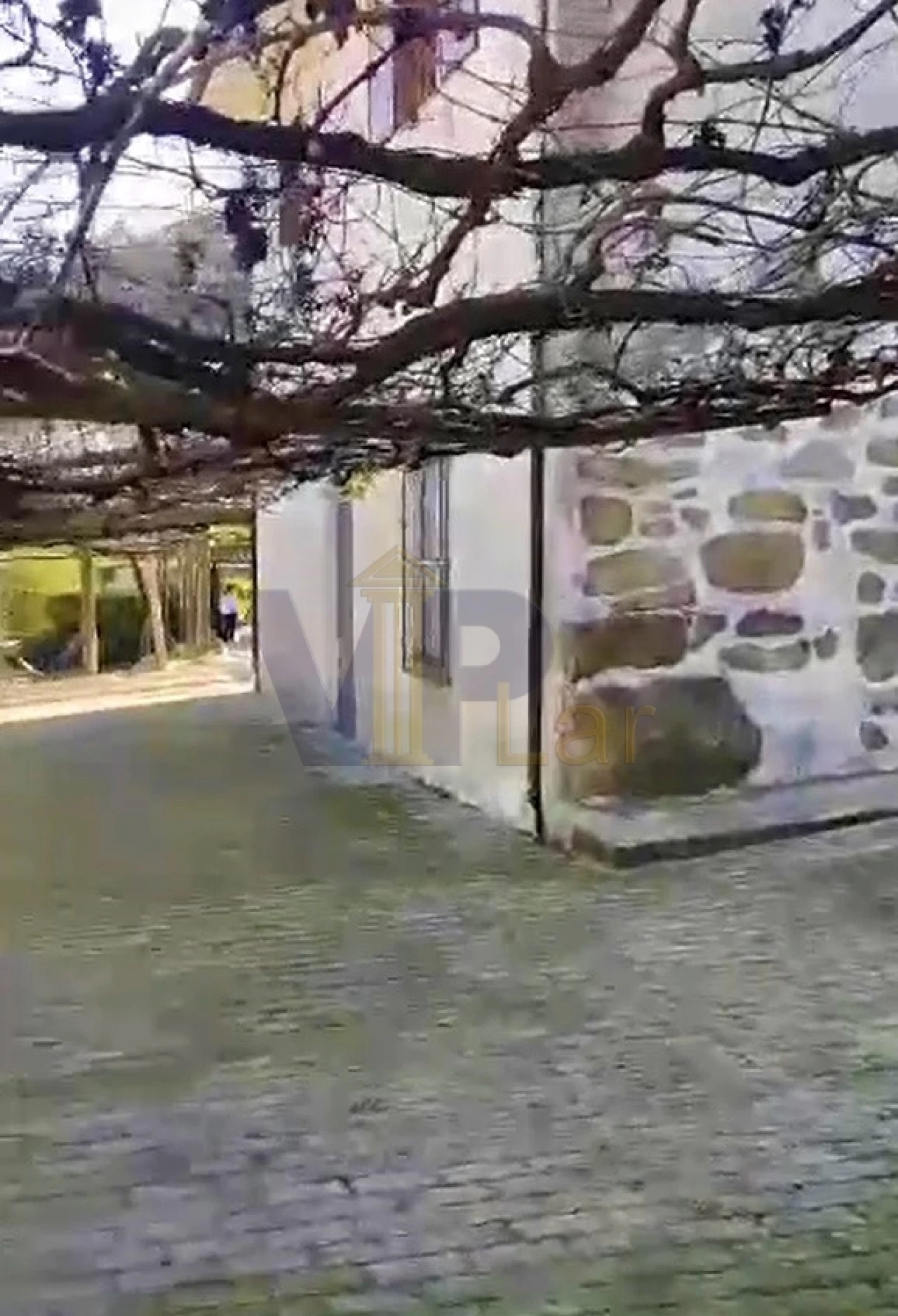 Moradia T5 para Venda em Roriz Foto 18