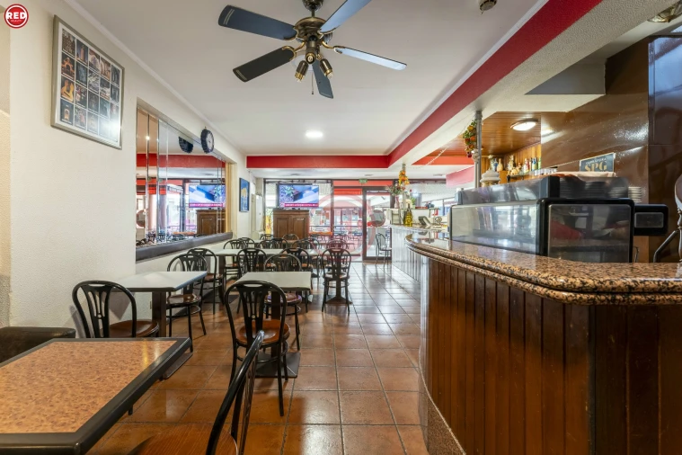 Loja para Venda em Mafamude e Vilar do Paraíso Foto 3