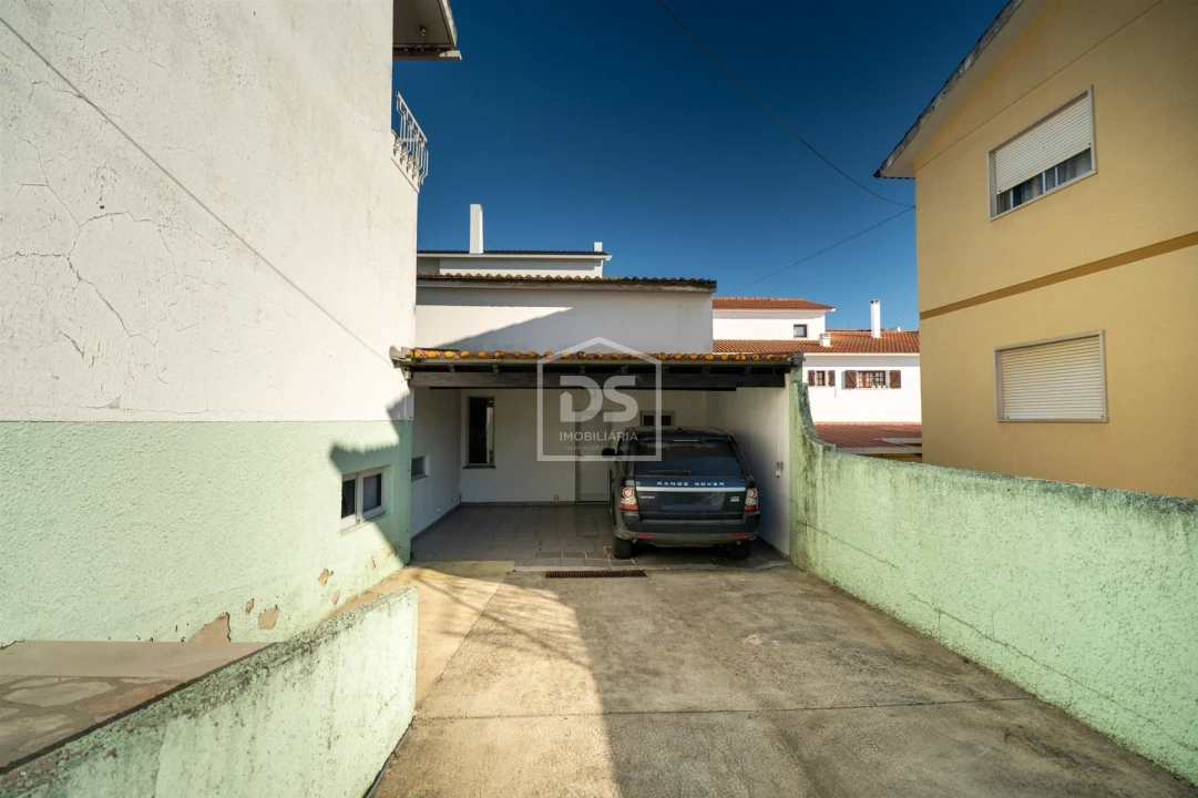 Moradia T5 para Venda em Leiria, Pousos, Barreira e Cortes Foto 40