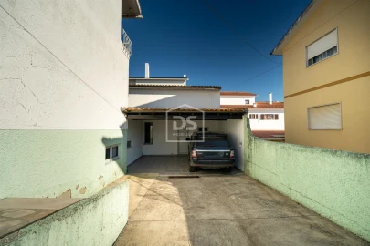 Moradia T5 para Venda em Leiria, Pousos, Barreira e Cortes