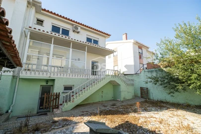 Moradia T5 para Venda em Leiria, Pousos, Barreira e Cortes