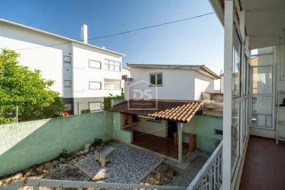 Moradia T5 para Venda em Leiria, Pousos, Barreira e Cortes