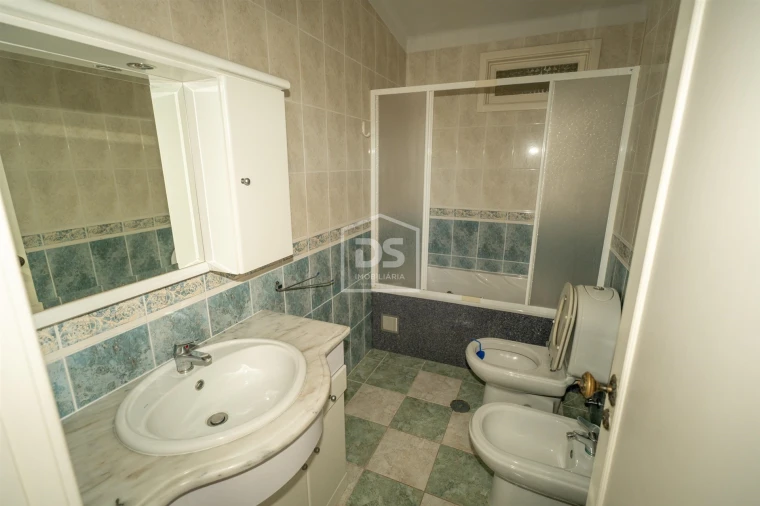 Moradia T5 para Venda em Leiria, Pousos, Barreira e Cortes Foto 35