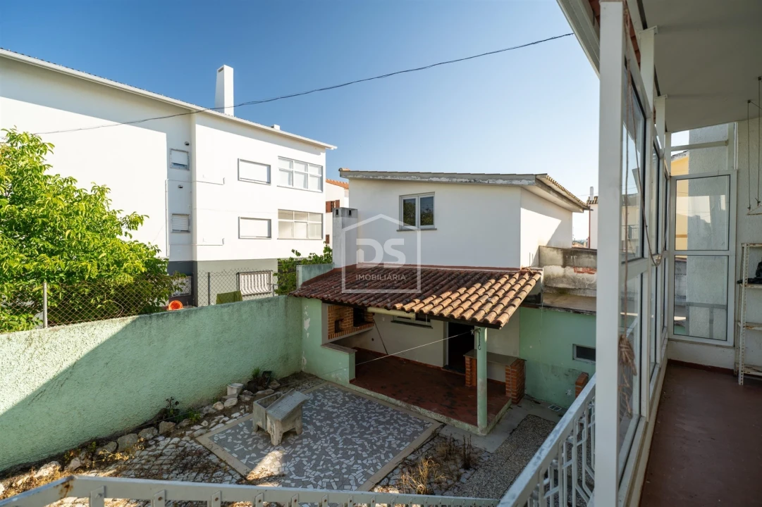 Moradia T5 para Venda em Leiria, Pousos, Barreira e Cortes Foto 31