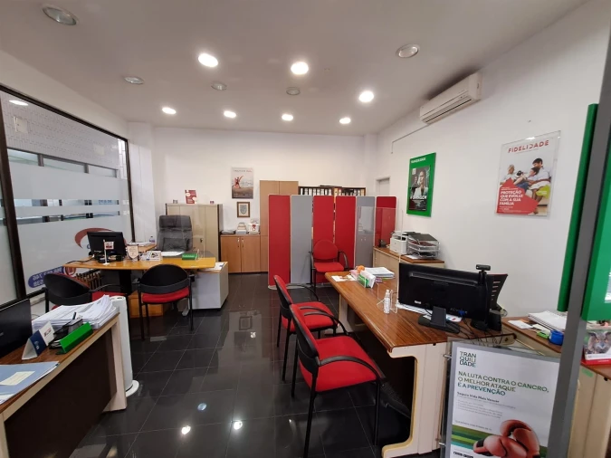 Loja para Venda em Marrazes e Barosa Foto 3