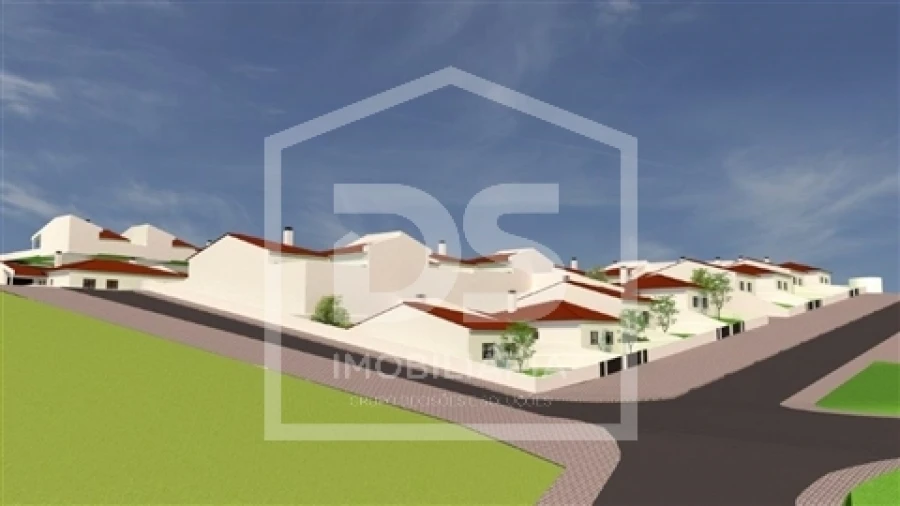 Moradia T2 para Venda em Golpilheira Foto 35