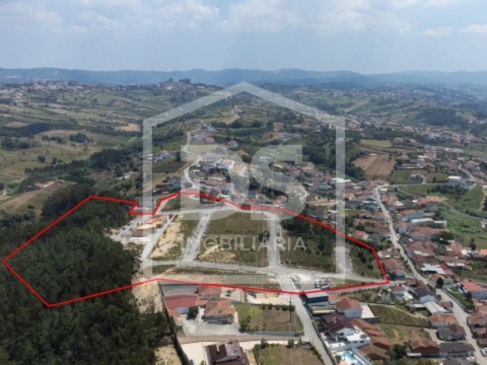 Moradia T2 para Venda em Golpilheira Foto 25