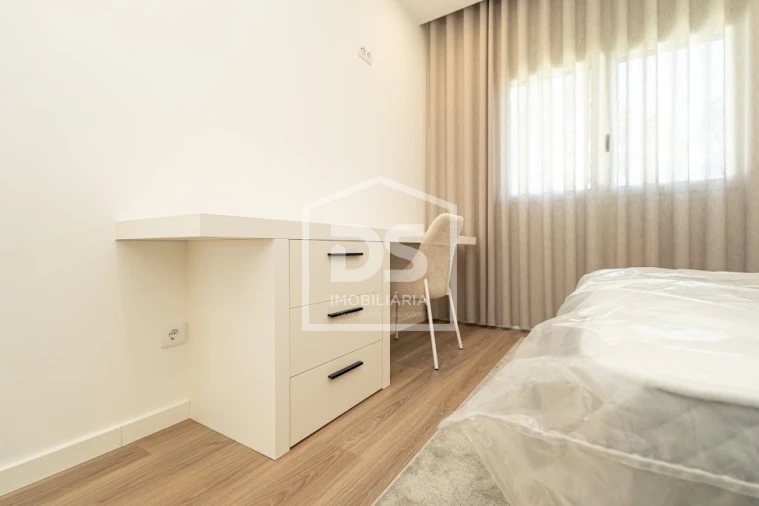 Moradia T2 para Venda em Golpilheira Foto 17