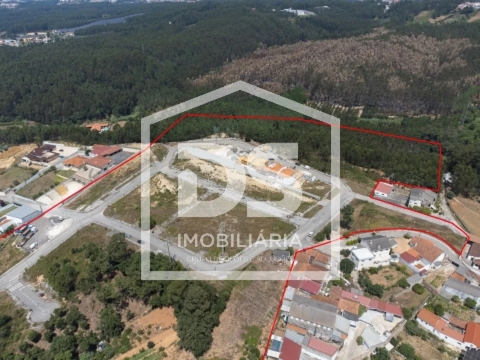 Moradia T2 para Venda em Golpilheira Foto 31