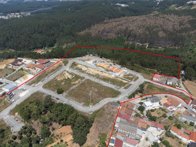 Moradia T2 para Venda em Golpilheira Foto 26