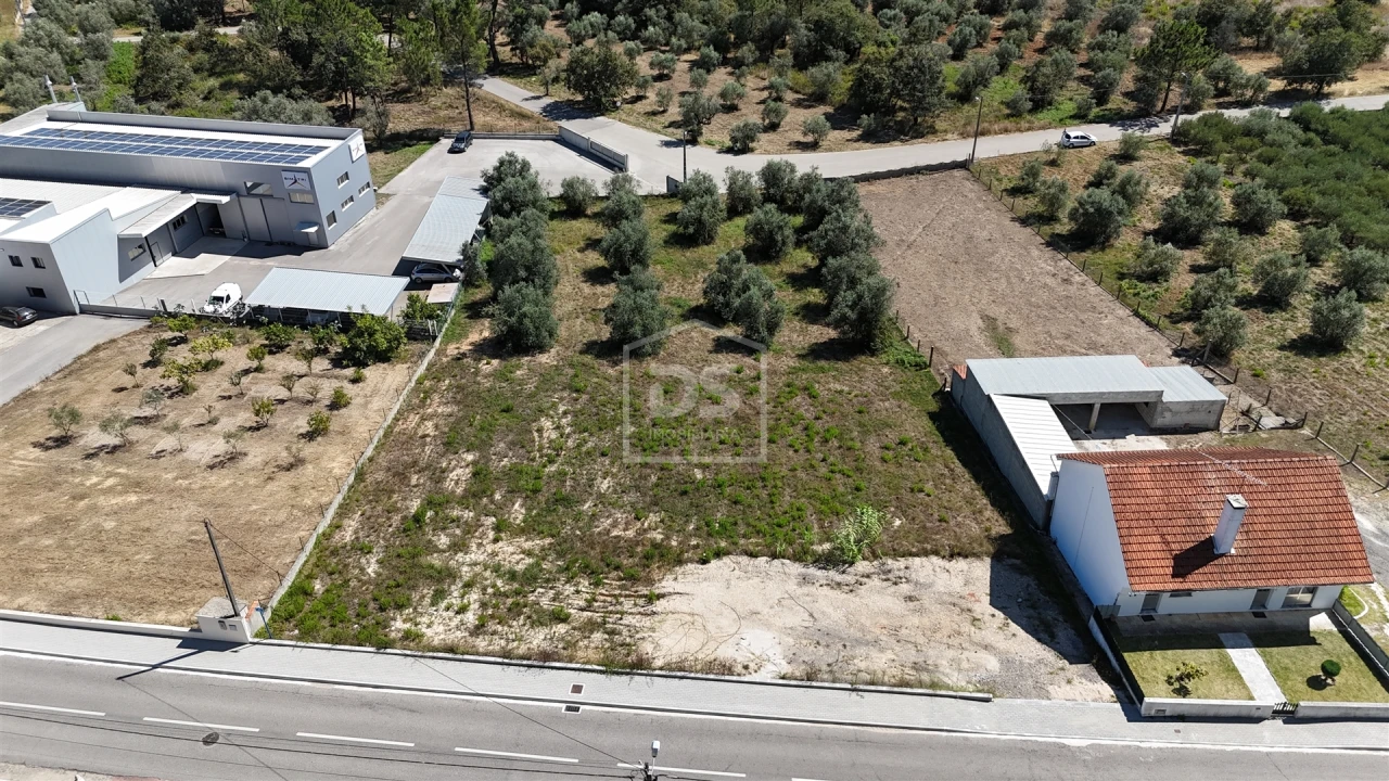 Terreno para Venda em Maceira Foto 8