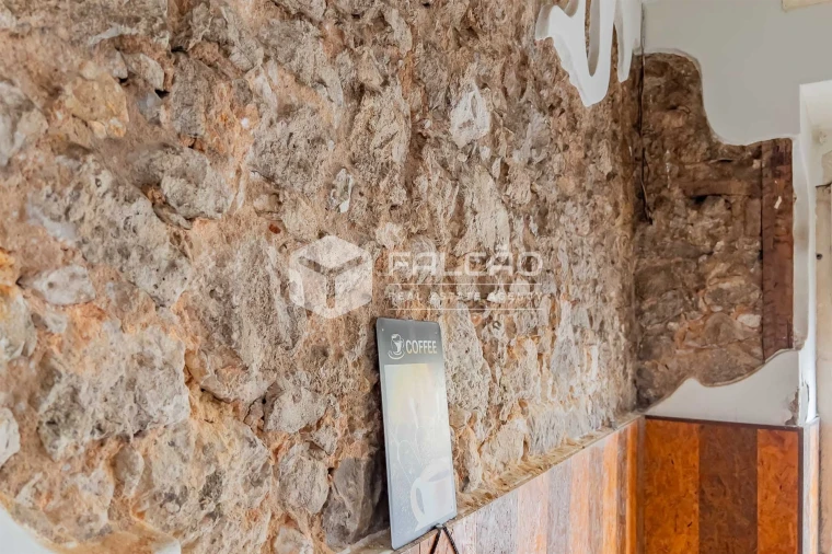 Prédio para Venda em Alcanhões Foto 31