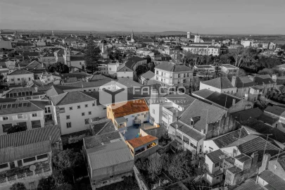 Moradia T3 para Venda em Marvila, Ribeira Santarém, São Salvador, São Nicolau
