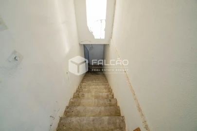 Moradia T3 para Venda em Marvila, Ribeira Santarém, São Salvador, São Nicolau