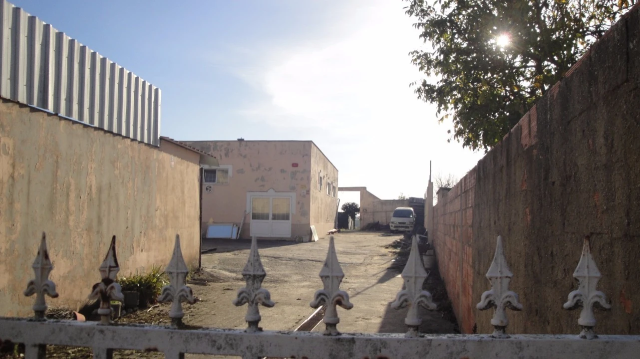 Moradia T0 para Venda em Calvaria de Cima Foto 7